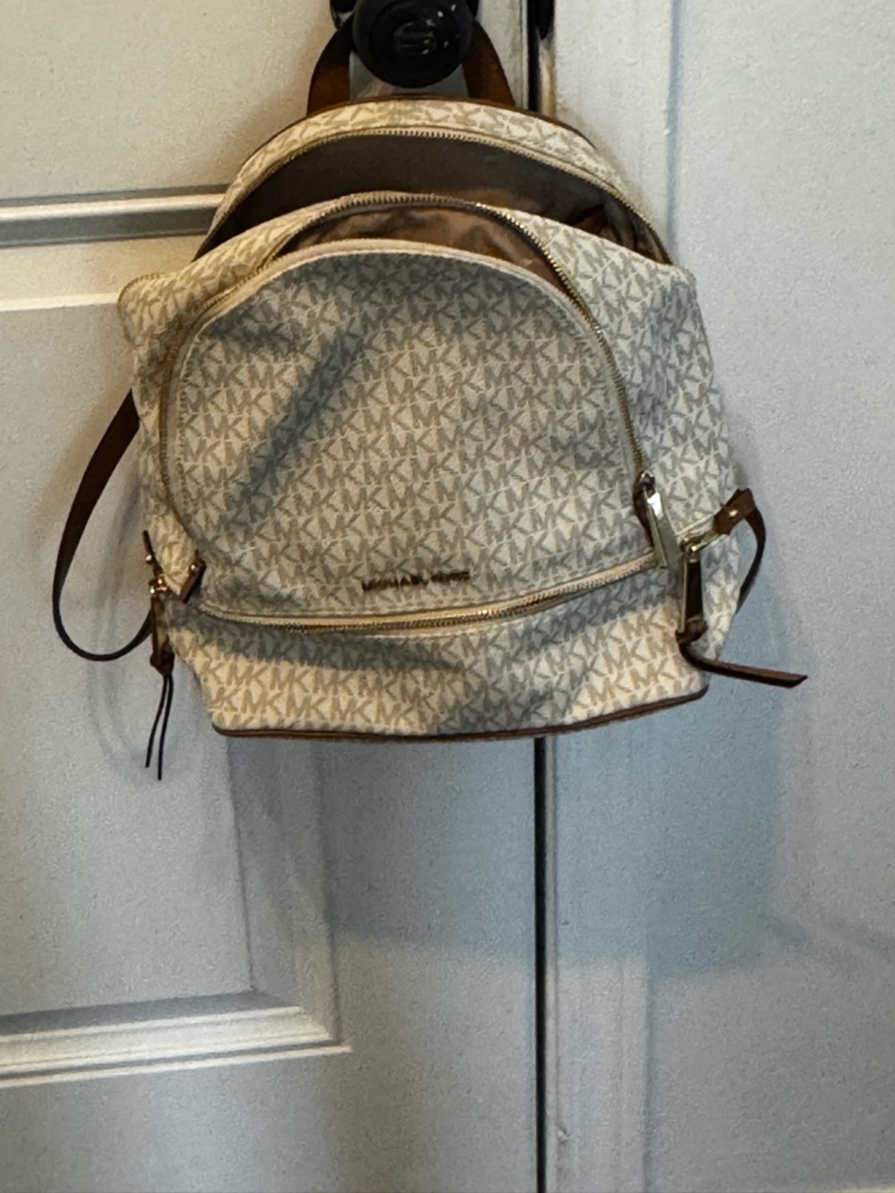 Michael Kors Cream Logo Backpack with Brown Trim - Picture 3 of 3
